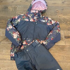 Northface Snow suit - coat & snowpants